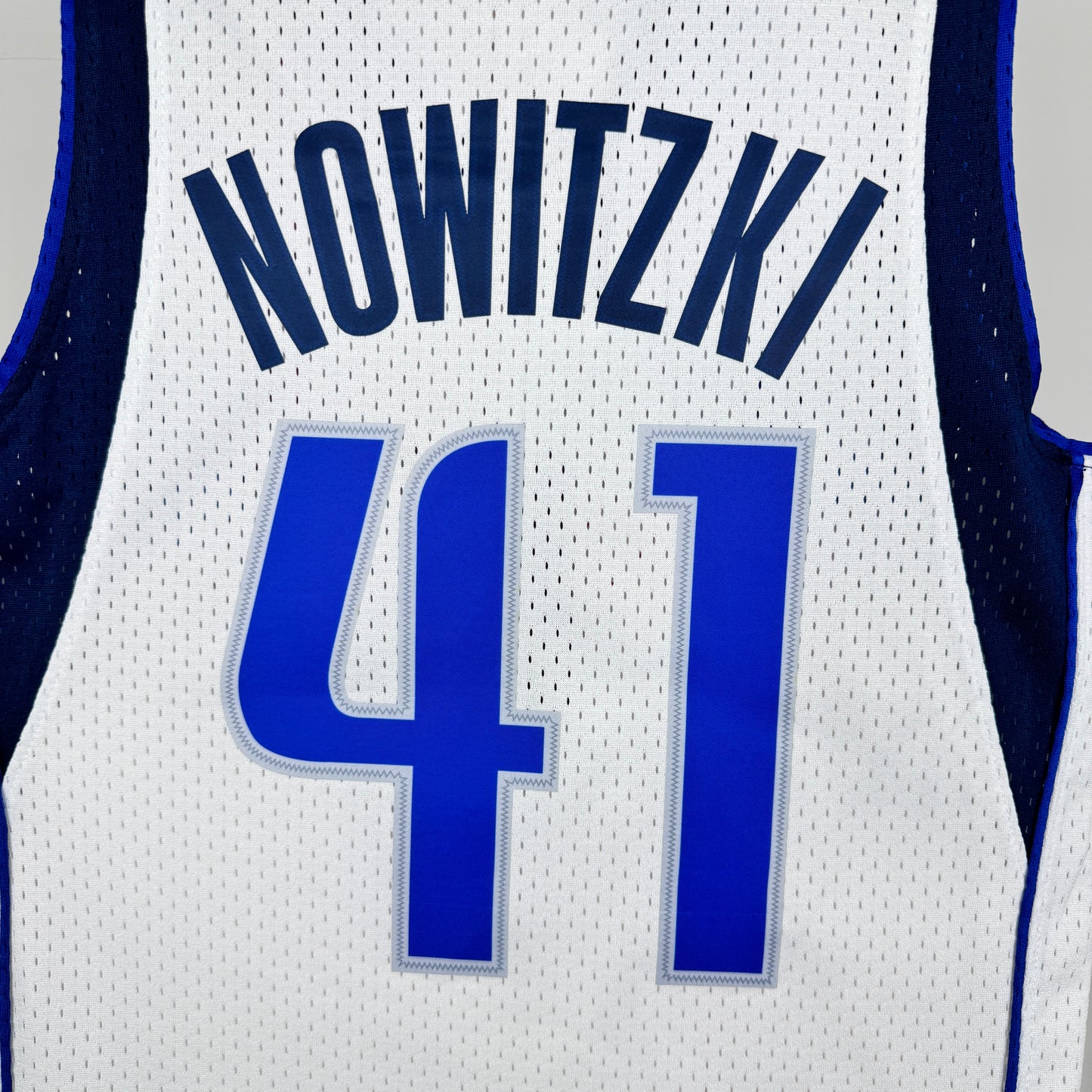 Dallas Mavericks - Dirk Nowitzki - 2010/11