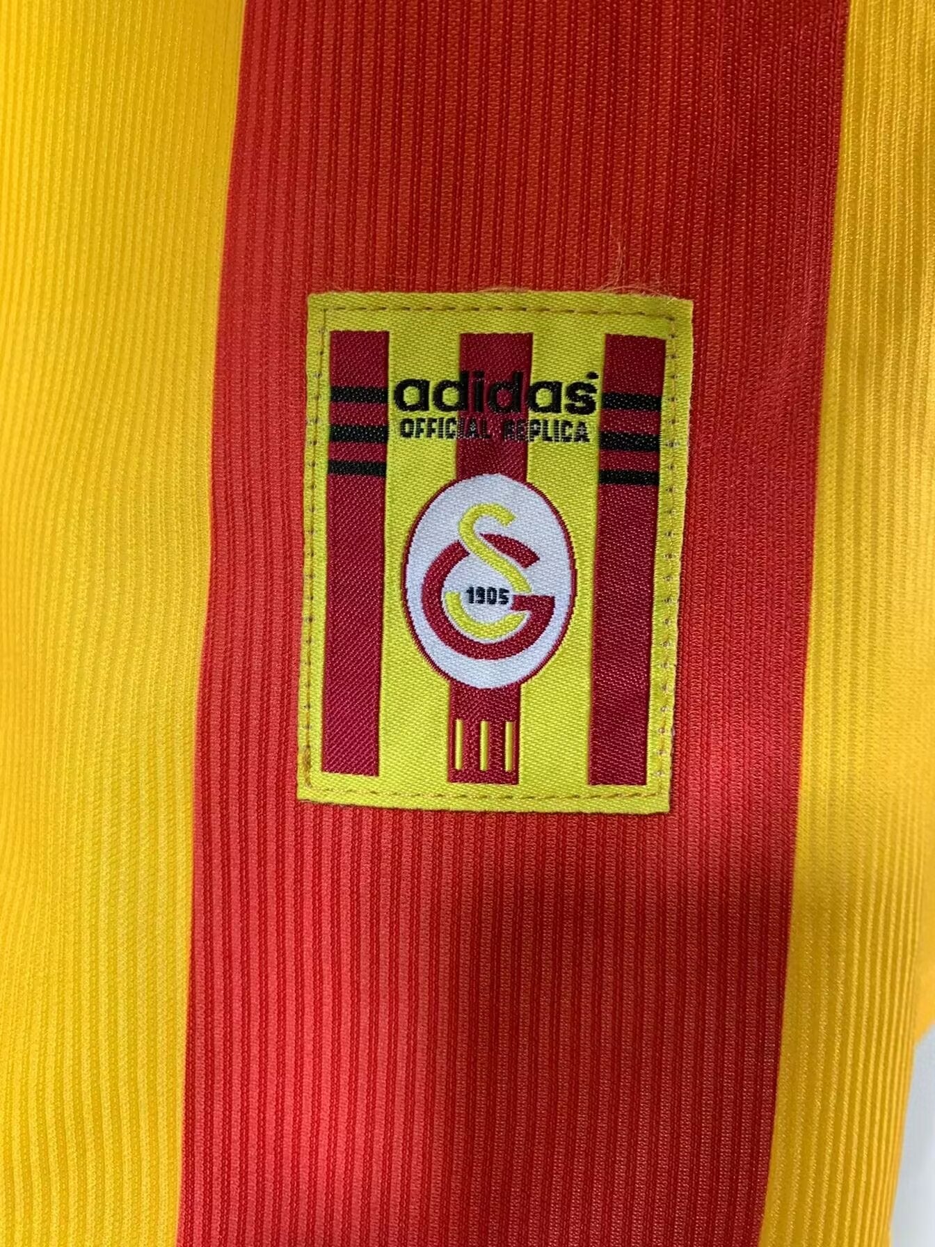 Galatasaray Istanbul 1999/00 Heimtrikot