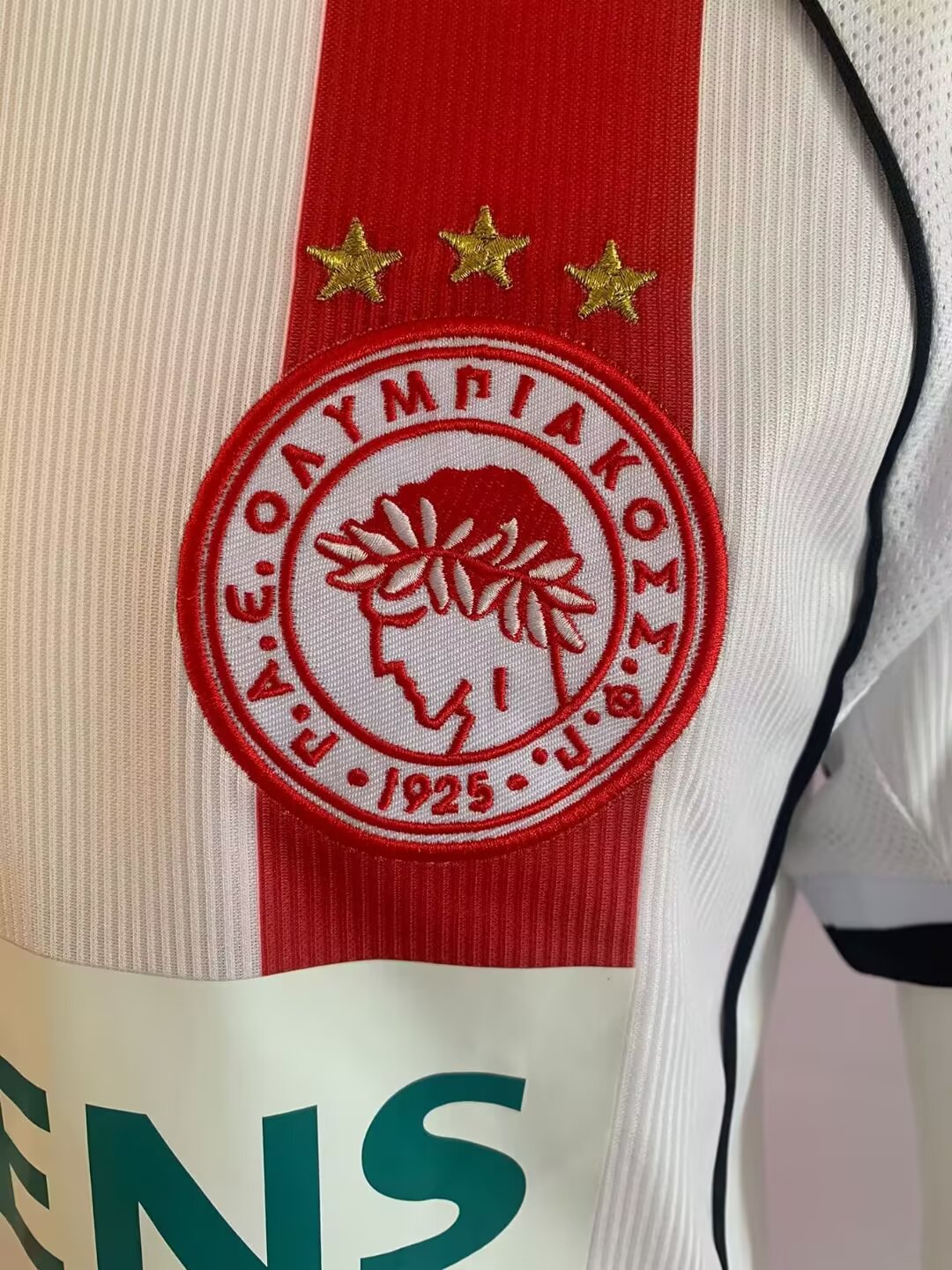 Olympiakos Piraeus Saison 2001/02 Heimtrikot