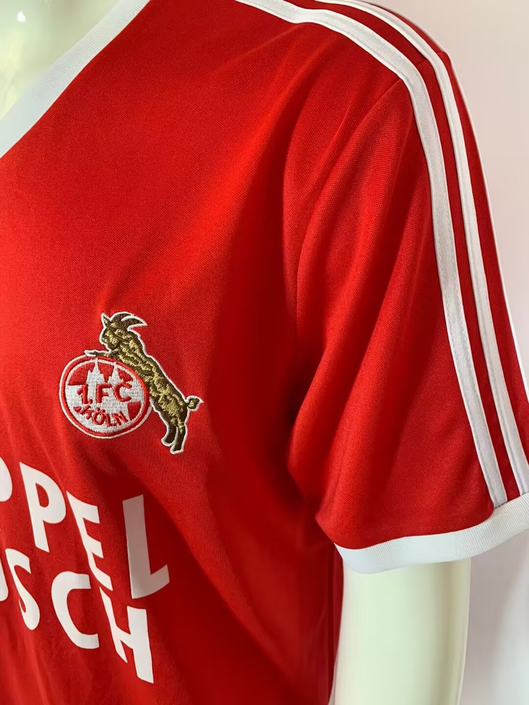 1. FC Köln Saison 1983-85 Auswärtstrikot