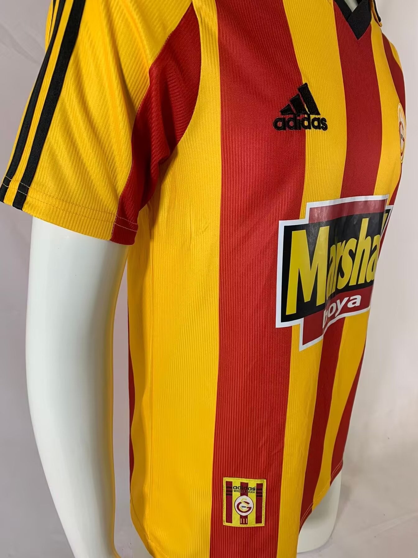 Galatasaray Istanbul 1999/00 Heimtrikot