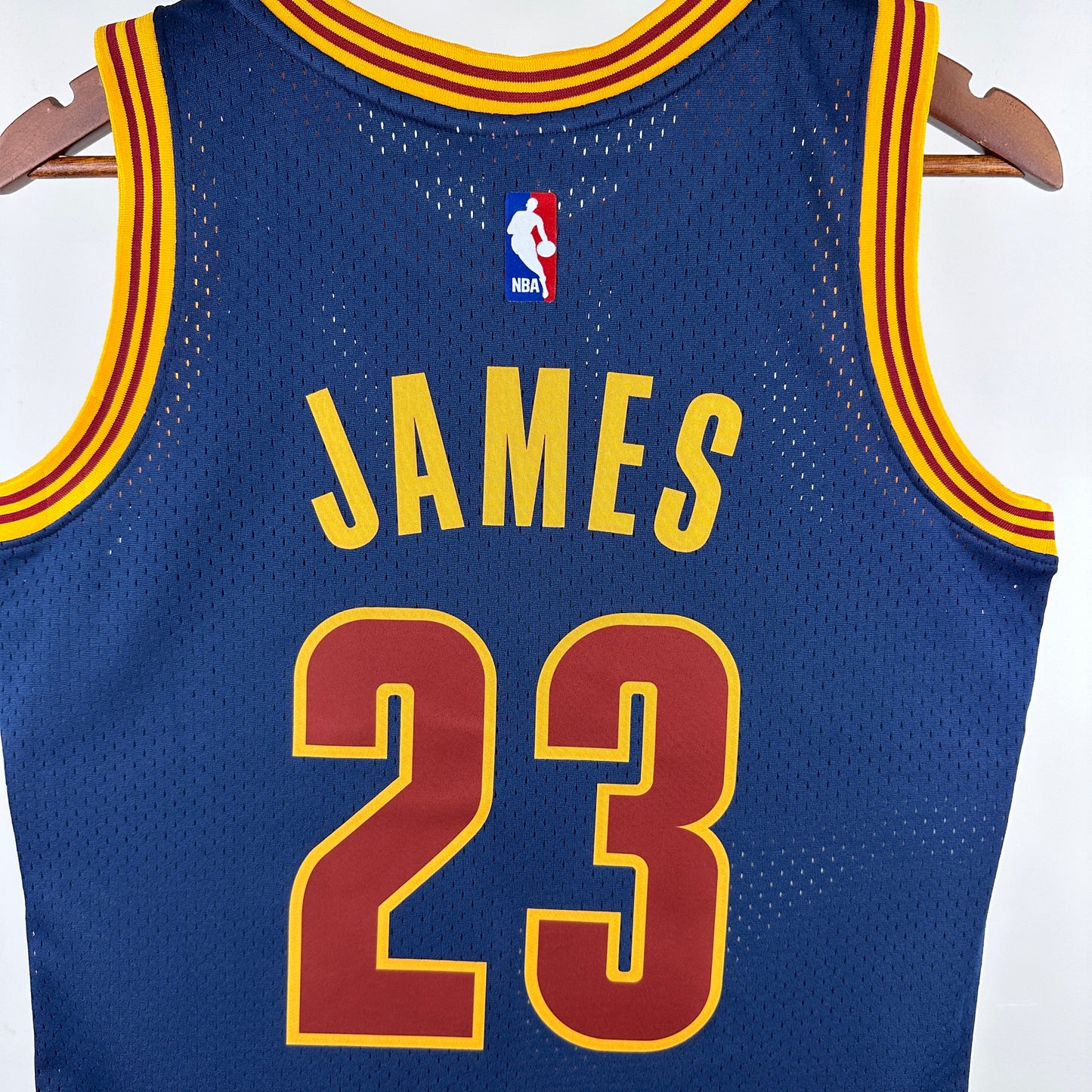 Cleveland Cavaliers - LeBron James - 2015/16