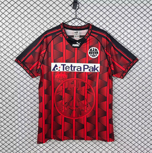 Eintracht Frankfurt Saison 1995/96 Heimtrikot
