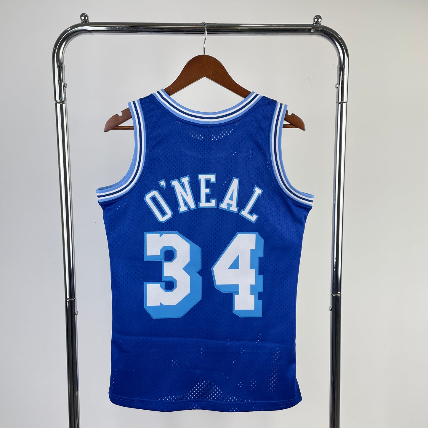 L.A. Lakers - Shaquille O’Neal - 1996/97
