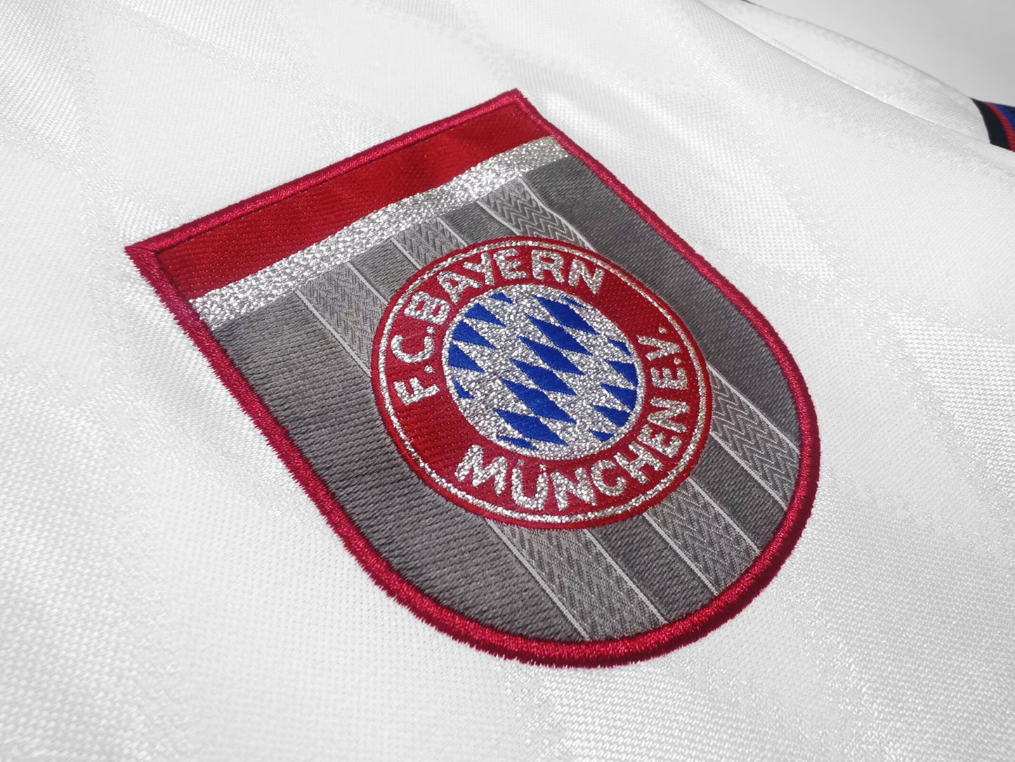 FC Bayern München 1996 - 1998 Auswärtstrikot