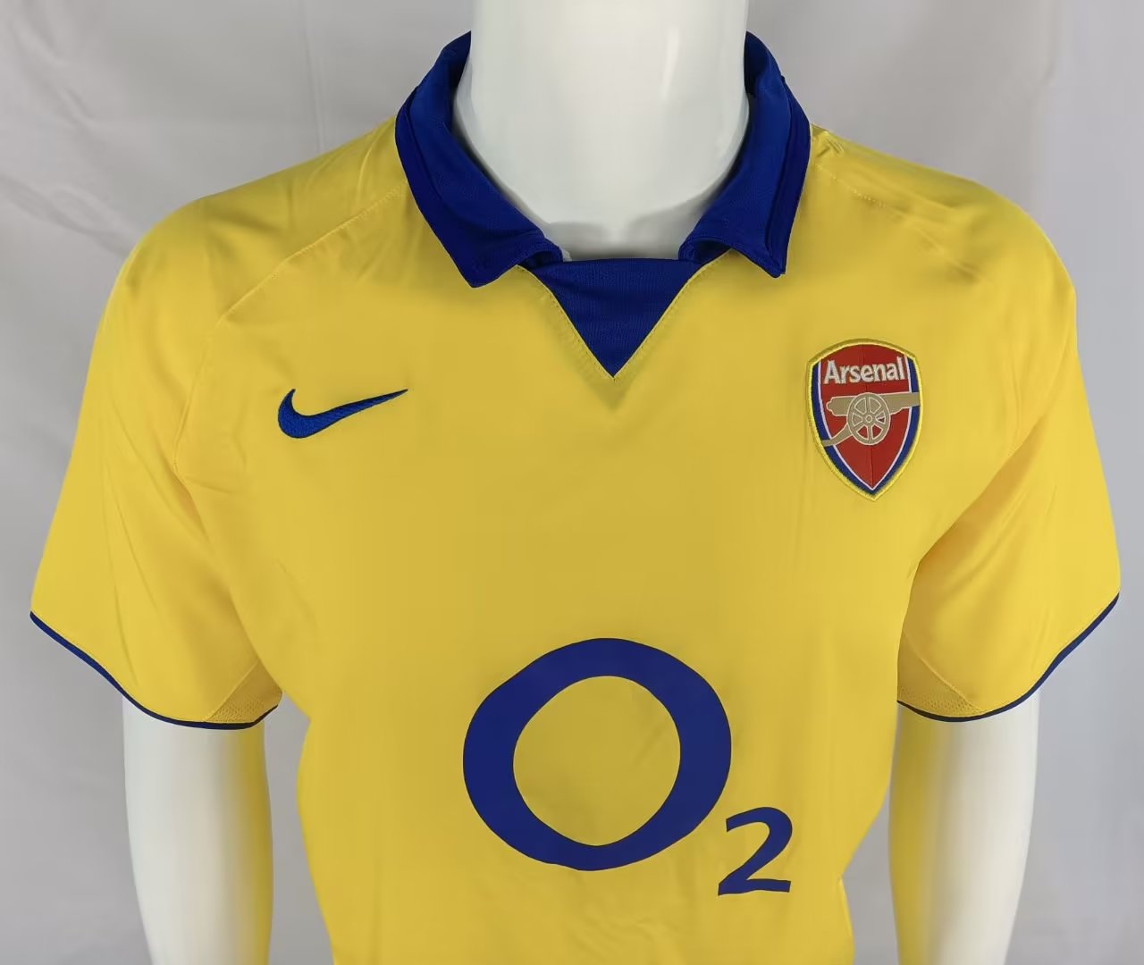 Arsenal London 2000 - 2002 3. Trikot